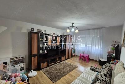 Vanzare apartament 2 camere, decomandat, zona lini?tita, strada Zambilelor - 2