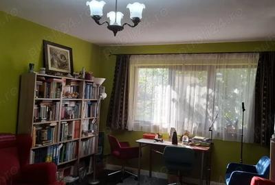 Casă cu 5 camere cu Teren 400 Mp în Giroc - 1