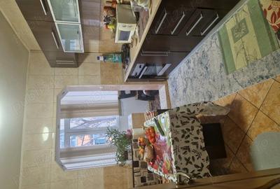 Apartament cu 3 camere decomandat în Dristor - 1