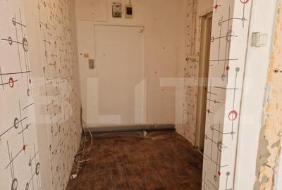 Doua spa?ii comerciale de vanzare, 55 mp, zona Rogerius - 3