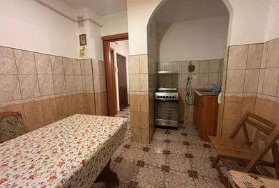 Apartament cu 3 camere decomandat în Tomești - 1
