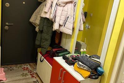 Apartament cu 3 camere în Progresul