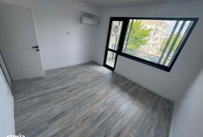 Apartament cu 3 camere decomandat în Pelican - 14