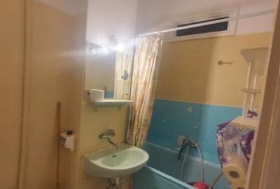 Apartament 2 camere, decomandat - zona Tractorul - 3