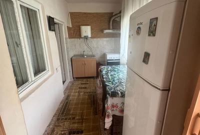 Casă cu 3 camere cu Canalizare în Central - 3