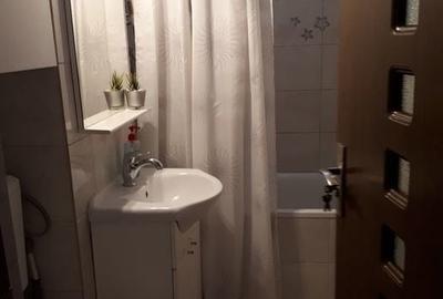 Apartament cu 2 camere decomandat în Progresul