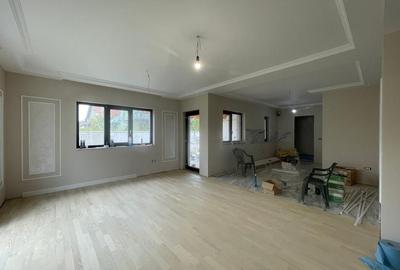 Duplex-4 dormitoare- despartit prin garaj -SUPER POZITIE - 3