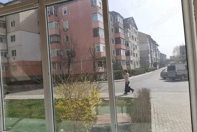 Inchiriez spatiu comercial centru Berca - 5