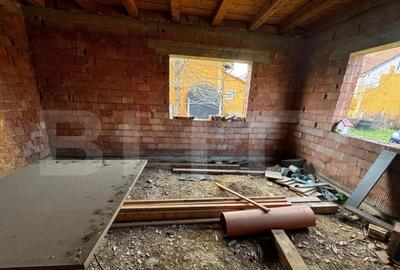 Teren cu o constructie inceputa, 1500 mp, zona Paule?ti - 5