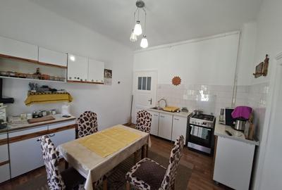 Apartament cu 4 camere decomandat, mobilat în Ultracentral - 2