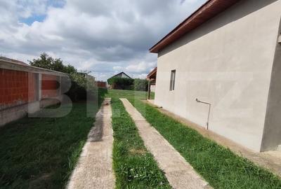 De vanzare casa mobilata complet, racordata la toate utilitatile in Santandrei - 19