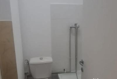Spațiu comercial, de 105 mp, în Central - 2