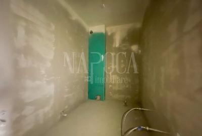 Apartament cu 3 camere semidecomandat în Central - 5