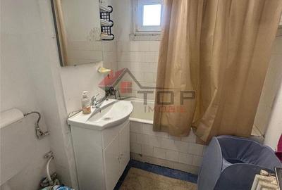 Apartament cu 3 camere decomandat în Alexandru cel Bun - 11