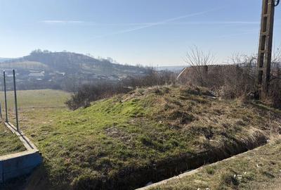Teren de 2666 mp, în Bonț