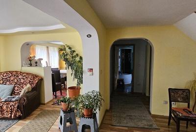 Casă cu 4 camere cu Teren 368 Mp în Coman - 6