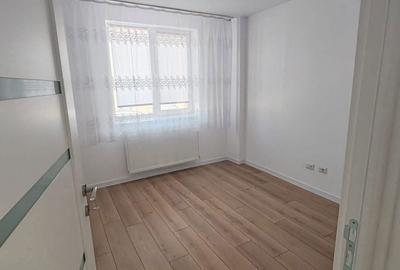 Apartament cu 4 camere în Central - 2