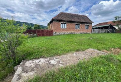 Casă cu 4 camere în Revetiș - 5