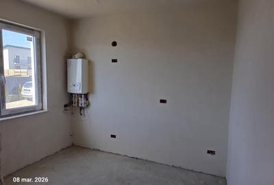 Casă cu 4 camere cu Teren 250 Mp în Valea Lupului - 3