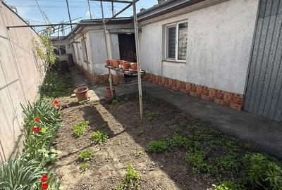 Casă individuală cu 3 camere cu Canalizare în Chercea - 1