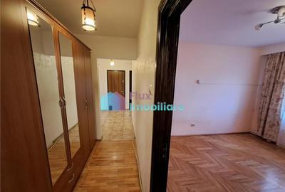 Apartament cu 3 camere etaj 3 Obcini - 4