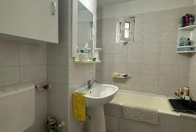 Apartament cu 3 camere decomandat în B-dul București - 5