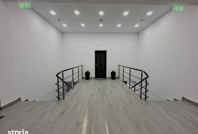 Spațiu comercial, de 476 mp, în Central - 10