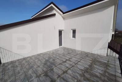 Casă cu 4 camere cu Teren 630 Mp în Leș