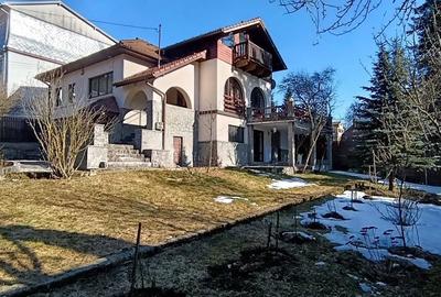 Casă cu 4 camere în Poiana Țapului