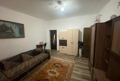 Apartament cu 2 camere decomandat în Central - 2