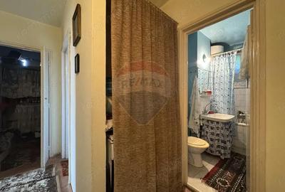 Apartament cu 3 camere semidecomandat în Mediaș - 1