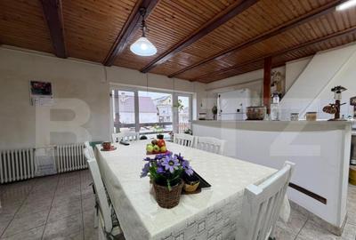 Casă cu 5 camere cu Teren 21111 Mp în Central - 2