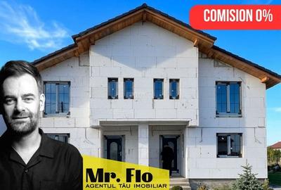 Duplex cu 5 camere cu Canalizare în Moșnița Nouă - 1