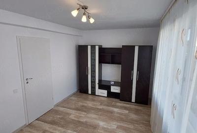 Apartament cu 3 camere decomandat în Sânpetru - 2