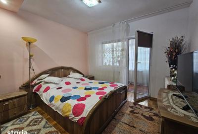 Apartament cu 3 camere decomandat în Piața Centrală - 11
