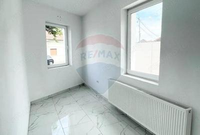 Spa?iu comercial stradal de inchiriat - 7