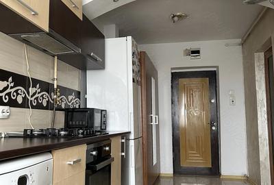 Apartament cu 2 camere semidecomandat în Trivale - 2