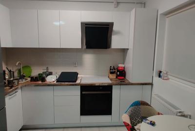 Apartament cu 3 camere decomandat în Berceni - 4