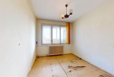 Apartament cu 3 camere decomandat în Gorjului - 12