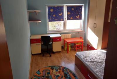 Apartament cu 3 camere decomandat în Central - 3