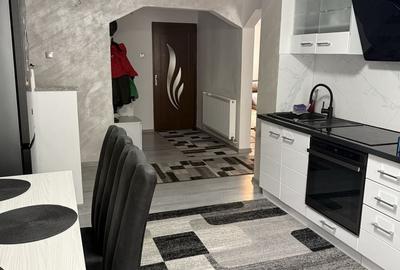Apartament cu 3 camere decomandat în Central - 2