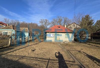 Casă individuală cu 3 camere cu Teren 1299 Mp în Central - 2