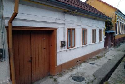 Casă cu 3 camere în Bocșa - 10
