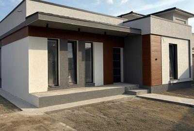 Casă cu 4 camere în Exterior Vest - 3