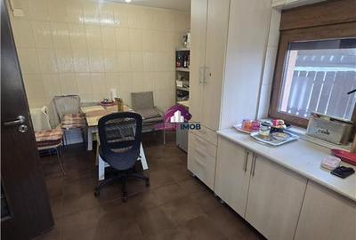 Casă cu 4 camere cu Canalizare în Mogoșoaia - 12