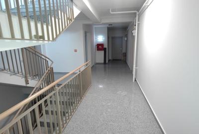 Bloc nou, S+P+5E, cu 19 apartamente, cu 1,2 si 3 camere,  zona Central - 19