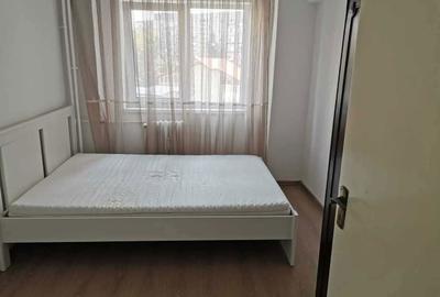 Apartament cu 3 camere decomandat în Lujerului - 2