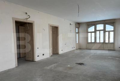 Apartament cu 7 camere decomandat în P-ța Unirii - 6
