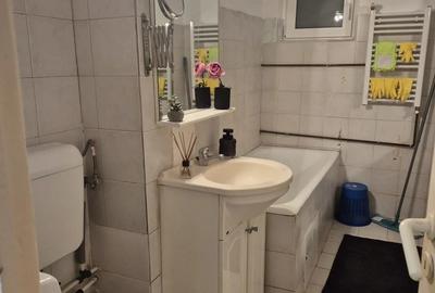 Apartament cu 2 camere decomandat în Tineretului