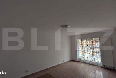 Spațiu comercial, de 70 mp, în Micro 11 - 7